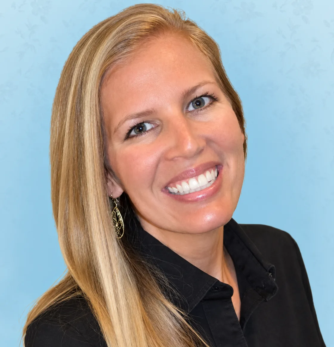 Dr. Tesa Jolly, D.D.S.